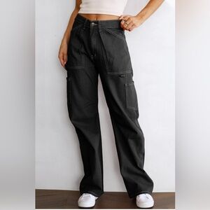 High Waisted - Black Cargo Pants